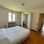 Casa Caponetti *